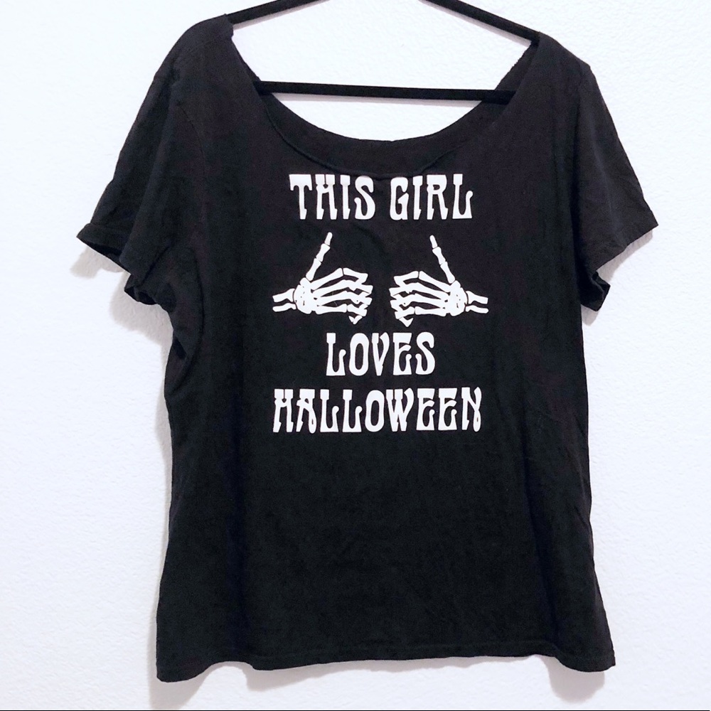 Halloween black and white off the shoulder shirt